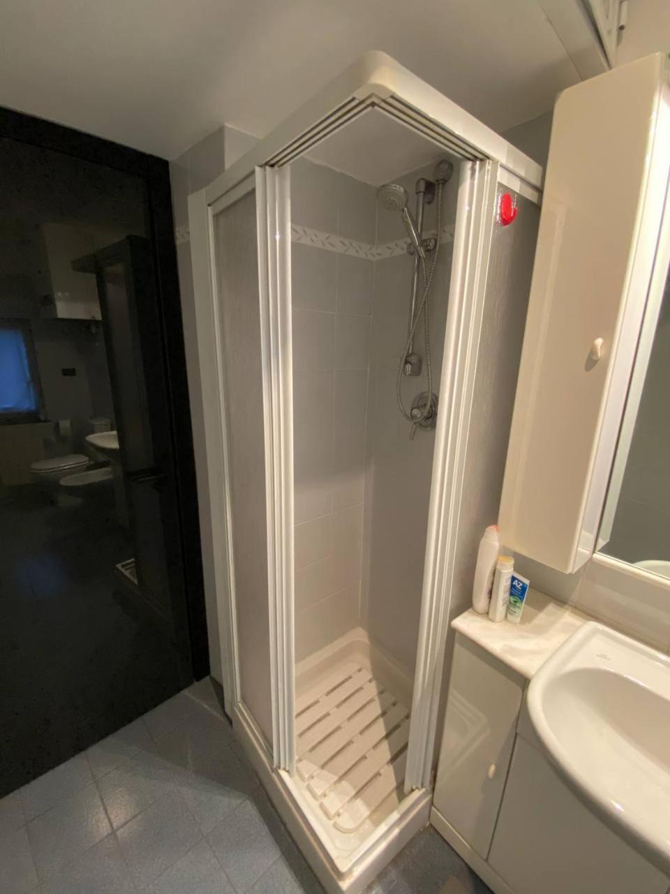 Martel Rooms - Genova Centro Brignole Zewnętrze zdjęcie