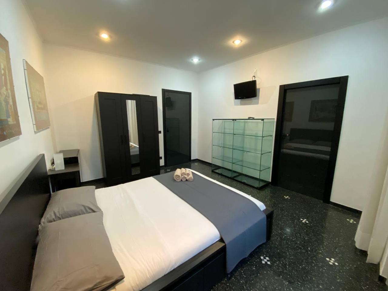 Martel Rooms - Genova Centro Brignole Zewnętrze zdjęcie