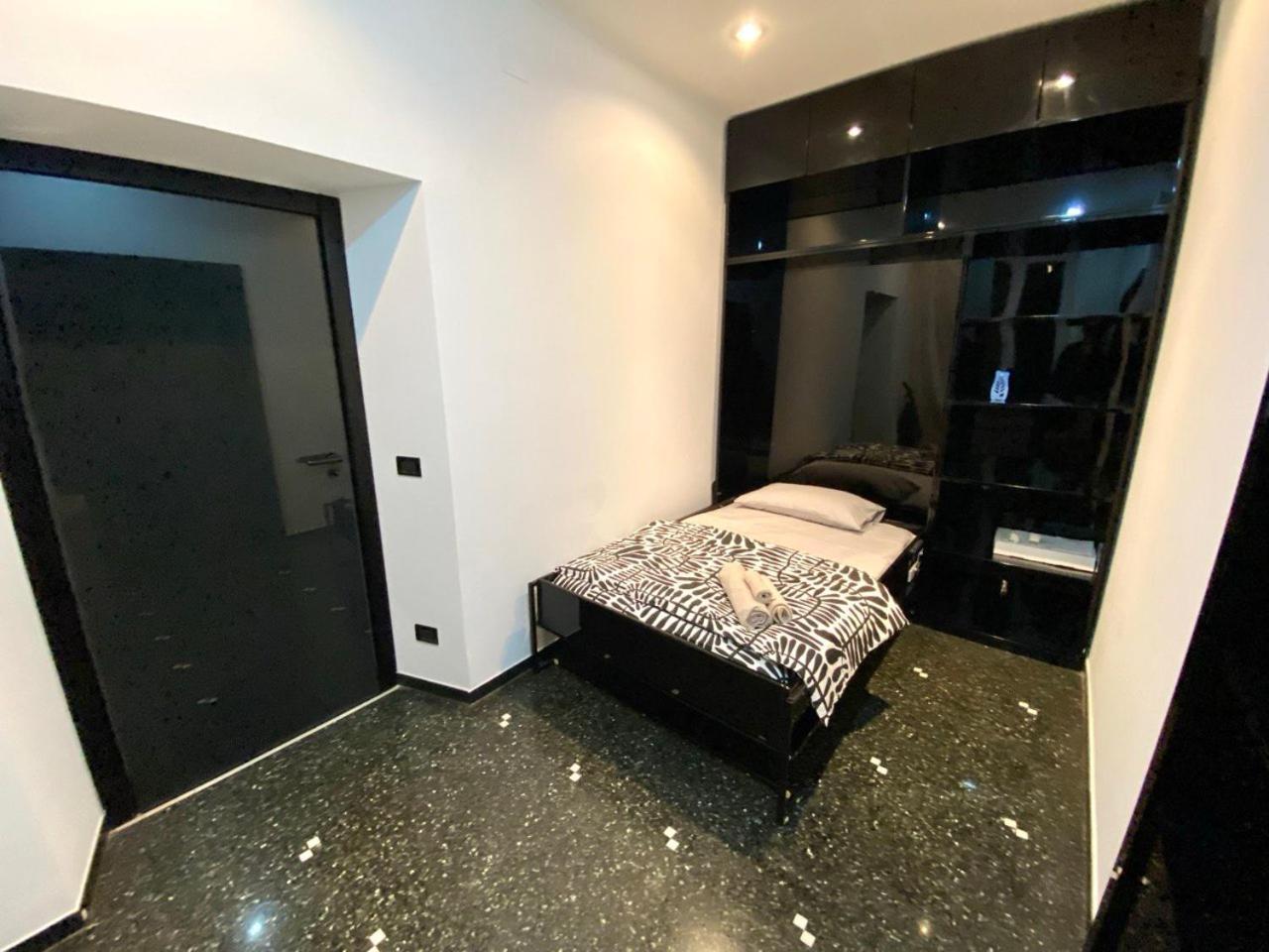 Martel Rooms - Genova Centro Brignole Zewnętrze zdjęcie